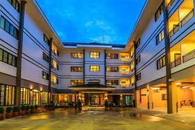 De Hug Hotel & Residence