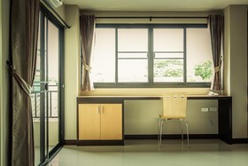 De Hug Hotel & Residence