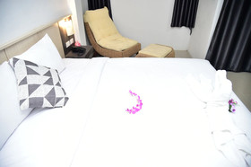Happy Room Hotel