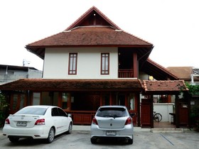 Huenchandee Hotel