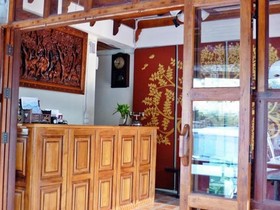 Huenchandee Hotel