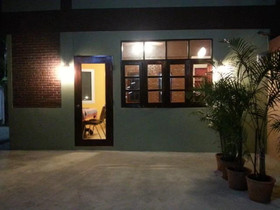 Jansupar Court