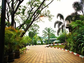Kong Garden View Resort