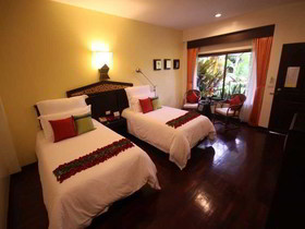 Laluna Hotel & Resort