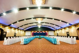 Luck Swan Resort & Spa
