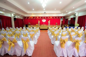 Luck Swan Resort & Spa