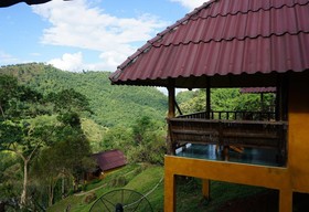 Maesalong Mountain Home