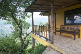 Maesalong Mountain Home