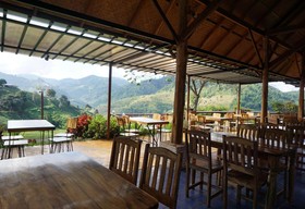 Maesalong Mountain Home