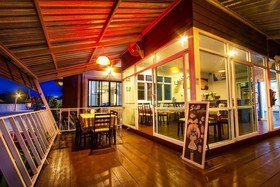 Mana Hotel
