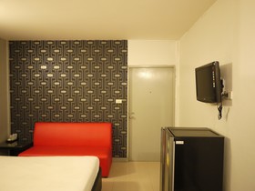Natpob Sleep Station Motel