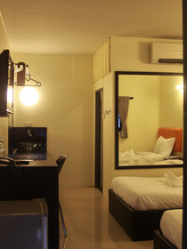 Ngeeb Bed & Breakfast
