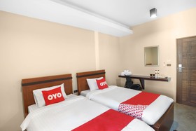 OYO 75386 Sleep Story