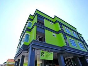 Prasert Place