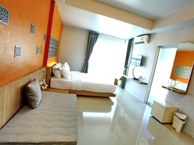 Prasert Place