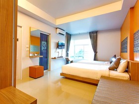 Prasert Place