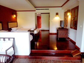Saensukkho Green Hotel & Resort
