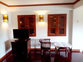 Saensukkho Green Hotel & Resort