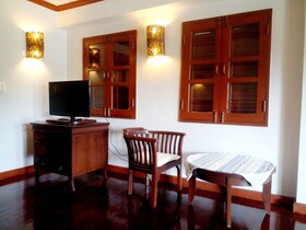 Saensukkho Green Hotel & Resort