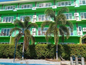 Saensukkho Green Hotel & Resort