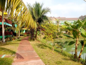 Saensukkho Green Hotel & Resort