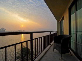 Serene at Chiangrai Hotel