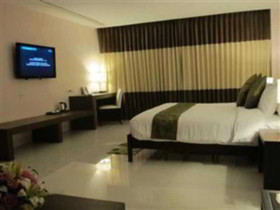 Siam Triangle Hotel