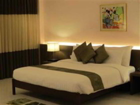 Siam Triangle Hotel