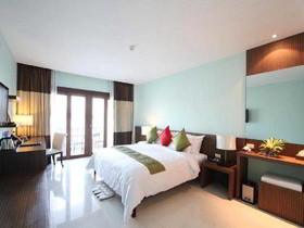 Siam Triangle Hotel