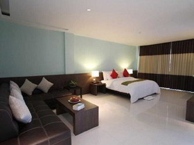 Siam Triangle Hotel