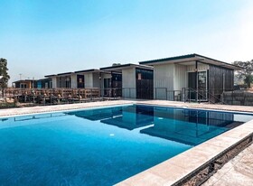Simple Garden Resort
