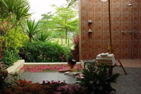 The Imperial River House Resort