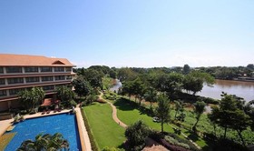 The Imperial River House Resort