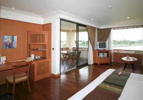 The Imperial River House Resort