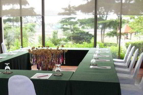 The Imperial River House Resort