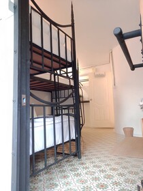 Uncle Hostel