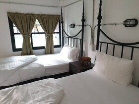 Uncle Hostel