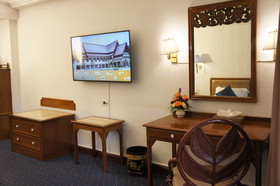 Wiang Indra Riverside Resort