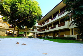 Wiang Indra Riverside Resort