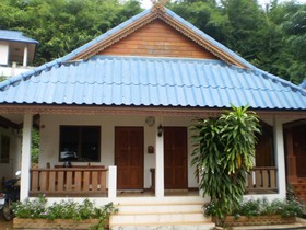 Khumsuk Resort