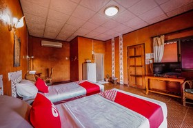 OYO 490 Chiangsan Golden Land Resort2