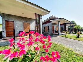 B Tel Chomthong Resort Chiang Mai