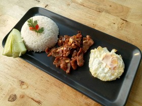 B Tel Chomthong Resort Chiang Mai