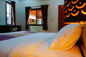 Punyin Local Hotel