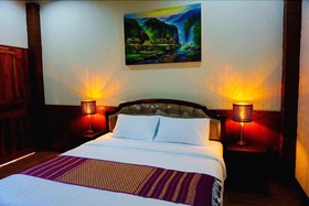 Punyin Local Hotel