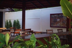 Punyin Local Hotel