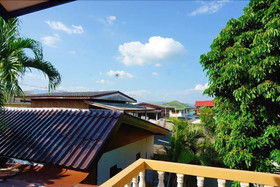 Punyin Local Hotel