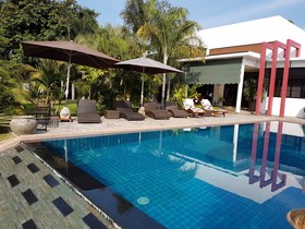Luxury Countryside Villa