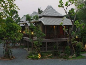 Monmuang Resort