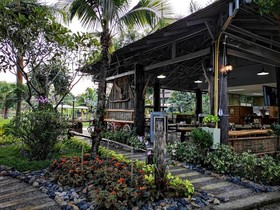 Royal Train Garden Resort